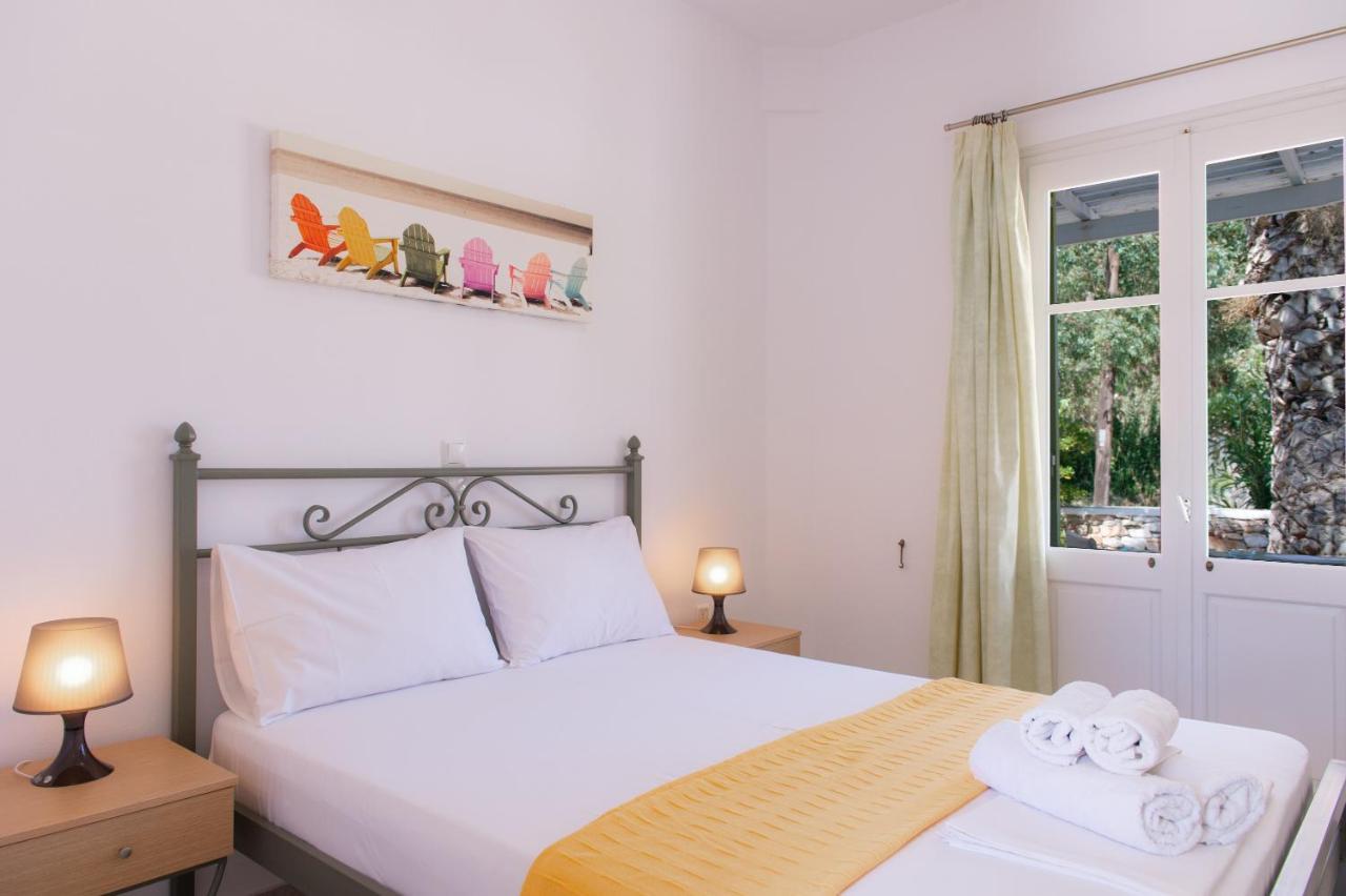 Morpheas Pension Rooms & Apartments カマライ エクステリア 写真