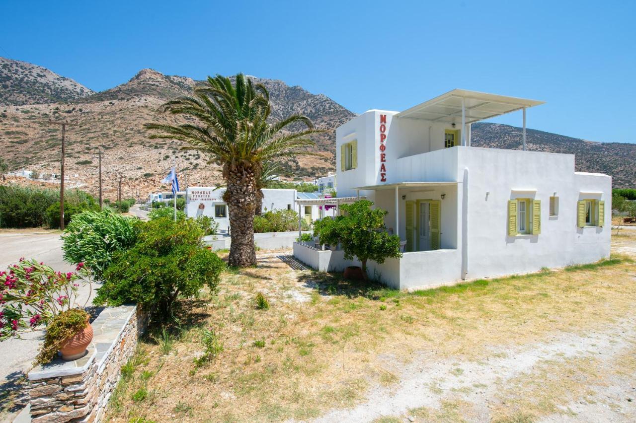 Morpheas Pension Rooms & Apartments カマライ エクステリア 写真