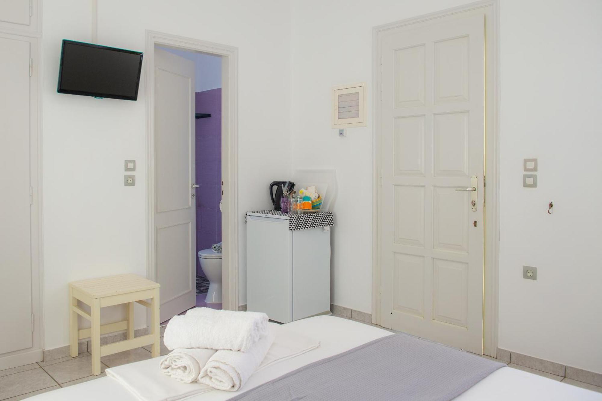 Morpheas Pension Rooms & Apartments カマライ 部屋 写真